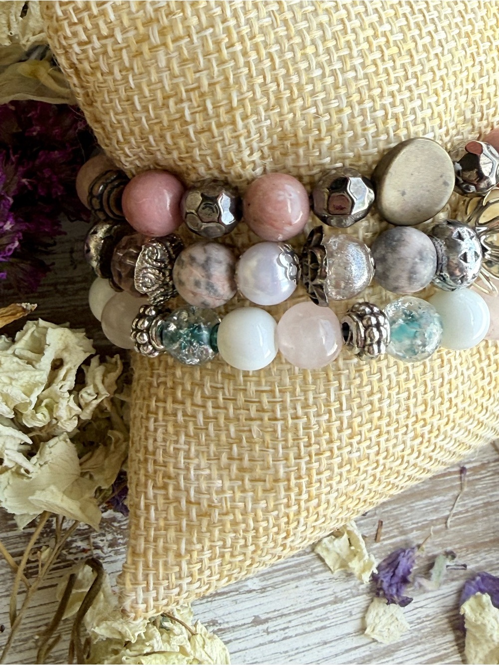 Fall + brass +Rhodonite beaded bracelet - Picture 4 of 10